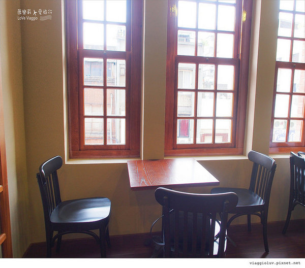 統一星巴克保安門市：【台北Taipei-Dadaocheng】大稻埕古蹟咖啡館 星巴克保安門市百年建築飄溢咖啡香