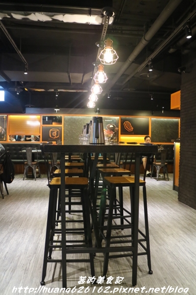 開丼ACTION(微風廣場店)：【台北松山區】微風廣場B1美食街 開丼全新副品牌「開丼ACTION」秒殺燒肉丼/地表最強燒肉丼/愛評體驗團