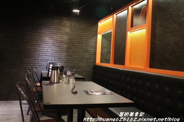 開丼ACTION(微風廣場店)：【台北松山區】微風廣場B1美食街 開丼全新副品牌「開丼ACTION」秒殺燒肉丼/地表最強燒肉丼/愛評體驗團