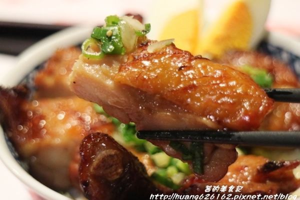 開丼ACTION(微風廣場店)：【台北松山區】微風廣場B1美食街 開丼全新副品牌「開丼ACTION」秒殺燒肉丼/地表最強燒肉丼/愛評體驗團