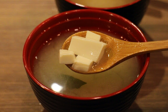 開丼:【羽諾食記】開丼●東區美食●地表上最強燒肉丼●地表無雙牛排丼