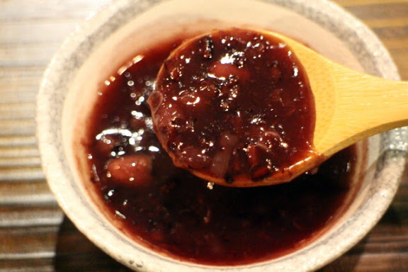 開丼:【羽諾食記】開丼●東區美食●地表上最強燒肉丼●地表無雙牛排丼