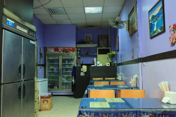 琳達泰式料理:【高雄】左營高鐵旁的泰式小店.琳達泰式料理.桑尼瘦不了