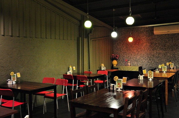 熊巴吐司：【高雄】高師大附近的台灣黑熊早午餐．熊巴吐司．桑尼瘦不了