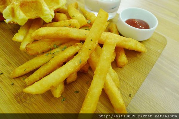 Le Petit Waffle蕾蓓蒂比利時鬆餅專賣店：邀約-豐盛水果瓦芙饗宴.蕾蓓蒂比利時鬆餅!