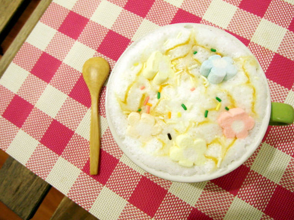 Le Petit Waffle蕾蓓蒂比利時鬆餅專賣店:邀約【大安】Le Petit Waffle蕾蓓蒂比利時鬆餅。鳳梨船入港震懾全場。濃濃幸福感。