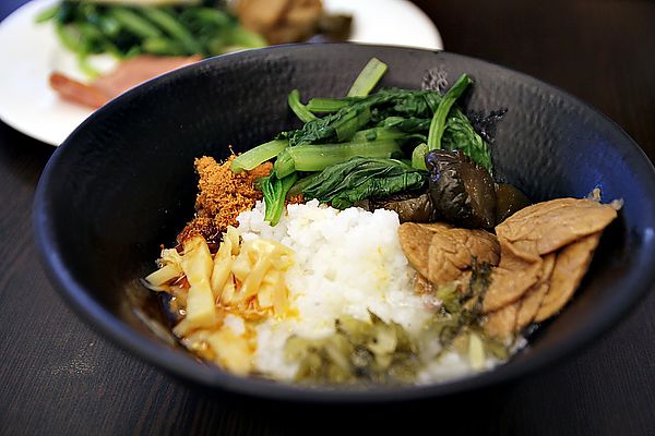 RF Hotel 富裕自由商旅(忠孝館)