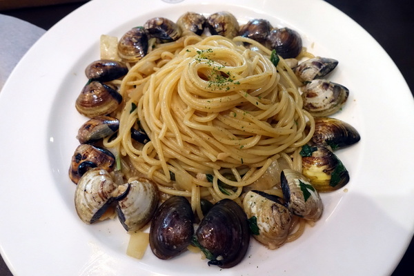 古迪歐 Goody.O：(胖樺食記)永和排隊早午餐美食”古迪歐Goody.O”，近四號公園的美式餐廳適合聚餐