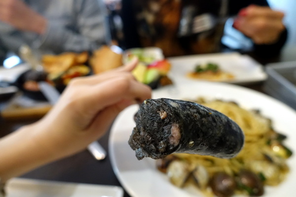 古迪歐 Goody.O：(胖樺食記)永和排隊早午餐美食”古迪歐Goody.O”，近四號公園的美式餐廳適合聚餐