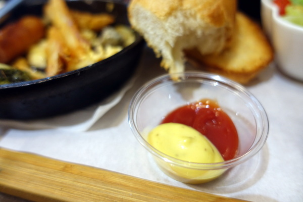 古迪歐 Goody.O：(胖樺食記)永和排隊早午餐美食”古迪歐Goody.O”，近四號公園的美式餐廳適合聚餐