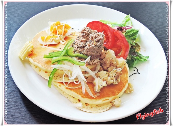 杏桃鬆餅屋(阪急店)：✜ 日本原宿超人氣排隊鬆餅在阪急百貨展店囉 !－「杏桃鬆餅屋UZNA OMOM (阪急店)」♪♫ ♩♬ ♥～…