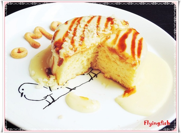 杏桃鬆餅屋(阪急店)：✜ 日本原宿超人氣排隊鬆餅在阪急百貨展店囉 !－「杏桃鬆餅屋UZNA OMOM (阪急店)」♪♫ ♩♬ ♥～…