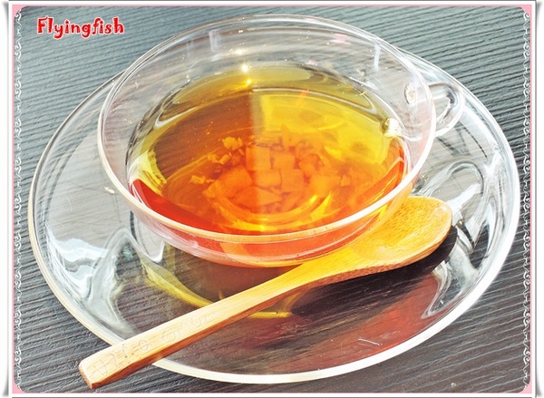 杏桃鬆餅屋(阪急店)：✜ 日本原宿超人氣排隊鬆餅在阪急百貨展店囉 !－「杏桃鬆餅屋UZNA OMOM (阪急店)」♪♫ ♩♬ ♥～…