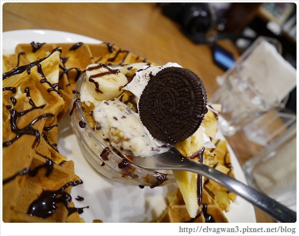 台北-大安區-捷運敦化站-LongTimeAgo Cafe-文創互動咖啡館-極光之愛-可愛拉花-史努比-楊丞琳-電影場景-40-652-1