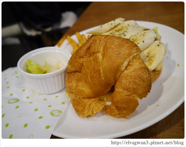 台北-大安區-捷運敦化站-LongTimeAgo Cafe-文創互動咖啡館-極光之愛-可愛拉花-史努比-楊丞琳-電影場景-34-636-1