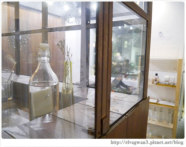 台北-大安區-捷運敦化站-LongTimeAgo Cafe-文創互動咖啡館-極光之愛-可愛拉花-史努比-楊丞琳-電影場景-16-591-1