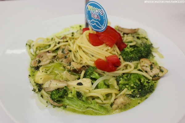 Who's tea 鬍子茶(逢甲店)：WHO'S TEA 鬍子茶(逢甲店)✪每人低消65元，飲料去冰量不變~103.10.05