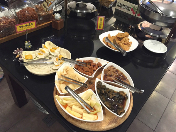 黃慶果園民宿：[南投-清境]渡假推薦 庭園民宿小木屋 黃慶果園民宿