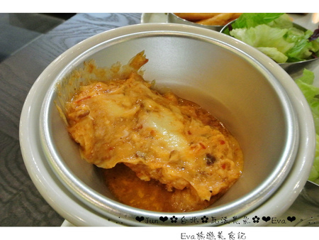 瓦法奇朵(信陽店):【食記-邀約】oO。台北 瓦法奇朵 waffogato(信陽店-台北車站店) 這家的可頌甜甜圈,好吃到我想回訪100次也願意~。o○。