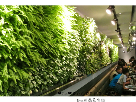 瓦法奇朵(信陽店):【食記-邀約】oO。台北 瓦法奇朵 waffogato(信陽店-台北車站店) 這家的可頌甜甜圈,好吃到我想回訪100次也願意~。o○。