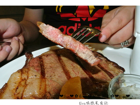 瓦法奇朵(信陽店):【食記-邀約】oO。台北 瓦法奇朵 waffogato(信陽店-台北車站店) 這家的可頌甜甜圈,好吃到我想回訪100次也願意~。o○。