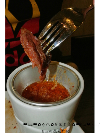 瓦法奇朵(信陽店):【食記-邀約】oO。台北 瓦法奇朵 waffogato(信陽店-台北車站店) 這家的可頌甜甜圈,好吃到我想回訪100次也願意~。o○。