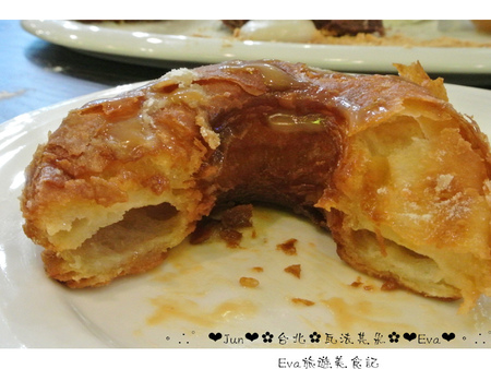 瓦法奇朵(信陽店):【食記-邀約】oO。台北 瓦法奇朵 waffogato(信陽店-台北車站店) 這家的可頌甜甜圈,好吃到我想回訪100次也願意~。o○。