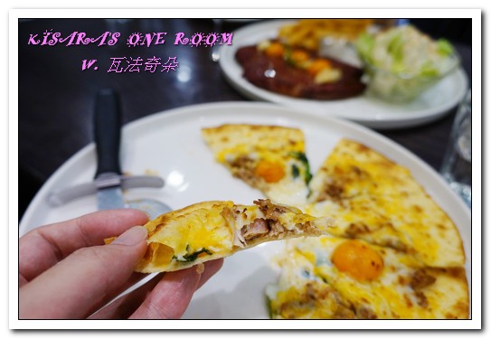 瓦法奇朵Waffogato(台北車站店)：北車連鎖美食．CP值超高的安格斯牛排與可頌甜甜圈──瓦法奇朵