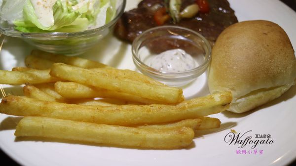 瓦法奇朵Waffogato(台北車站店):【台北美食】平價美食,瓦法奇朵Waffogato(台北車站店)