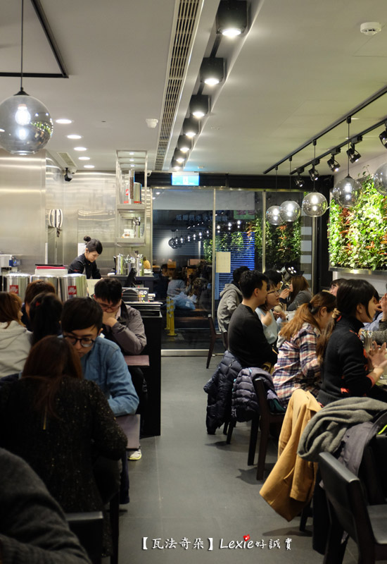 瓦法奇朵台北車站35