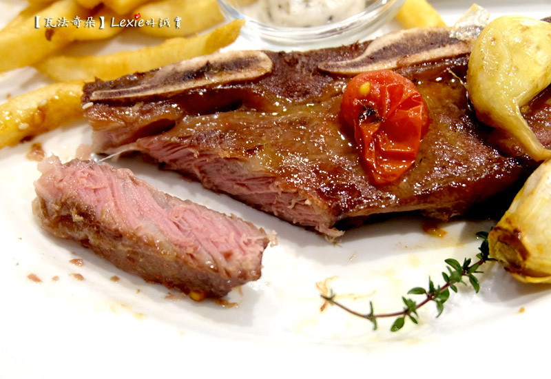 瓦法奇朵台北車站13