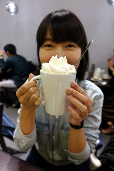 瓦法奇朵(台北車站店):(胖樺食記)主餐買一送二「瓦法奇朵(台北車站店)」。環境好服務佳適合團體聚餐聊天下午茶,誠品松菸店旁有分店