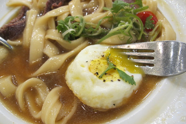 瓦法奇朵Waffogato(台北車站店):((瓦法奇朵西餐廳信陽店))*台北必吃美食* 安格斯牛排牛肉麵、沙朗牛排,親民價格好滋味,適合親朋好友來聚餐喔!