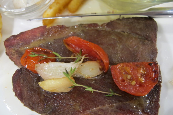 瓦法奇朵Waffogato(台北車站店):((瓦法奇朵西餐廳信陽店))*台北必吃美食* 安格斯牛排牛肉麵、沙朗牛排,親民價格好滋味,適合親朋好友來聚餐喔!