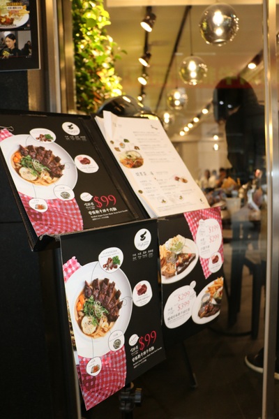 瓦法奇朵Waffogato(台北車站店):CP值高! 不論大小.中.西式餐點 複合式餐廳 大堆 Good!!!