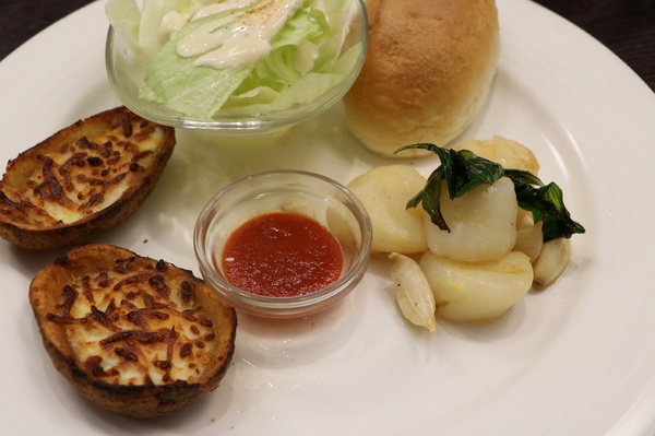 瓦法奇朵Waffogato(台北車站店):還好有*Waffogate瓦法奇朵~( ̄▽ ̄)~*療癒好地方