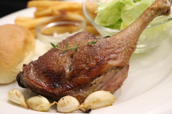 瓦法奇朵Waffogato(台北車站店)：//瓦法奇朵用心.消費者安心!  用心的服務!便宜的價格~推