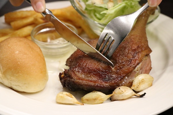 瓦法奇朵Waffogato(台北車站店)：//瓦法奇朵用心.消費者安心!  用心的服務!便宜的價格~推