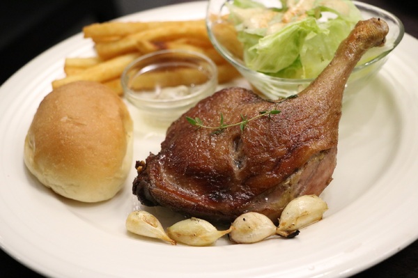 瓦法奇朵Waffogato(台北車站店)：//瓦法奇朵用心.消費者安心!  用心的服務!便宜的價格~推