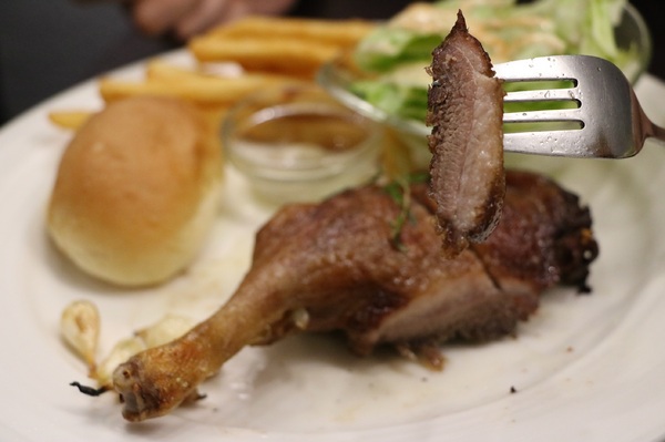 瓦法奇朵Waffogato(台北車站店)：//瓦法奇朵用心.消費者安心!  用心的服務!便宜的價格~推