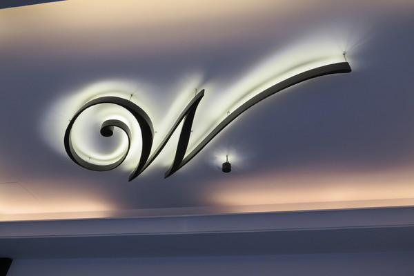 瓦法奇朵Waffogato(台北車站店):【台北市中正區】。瓦法奇朵 Waffogato 。上班族好去處!絕無僅有的安格斯牛排牛肉麵只要99元!