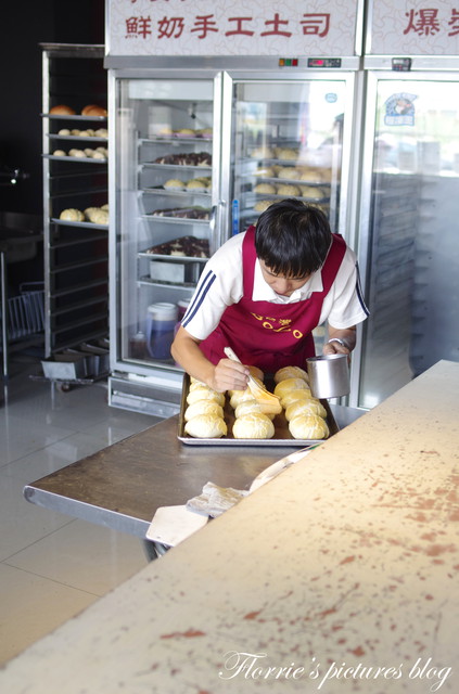 台灣BOLO冰火菠蘿((基隆店)):台灣BoLo基隆店~冰火波蘿包果然讓人難已抗拒丫~~