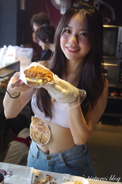 台灣BOLO冰火菠蘿((基隆店)):台灣BoLo基隆店~冰火波蘿包果然讓人難已抗拒丫~~