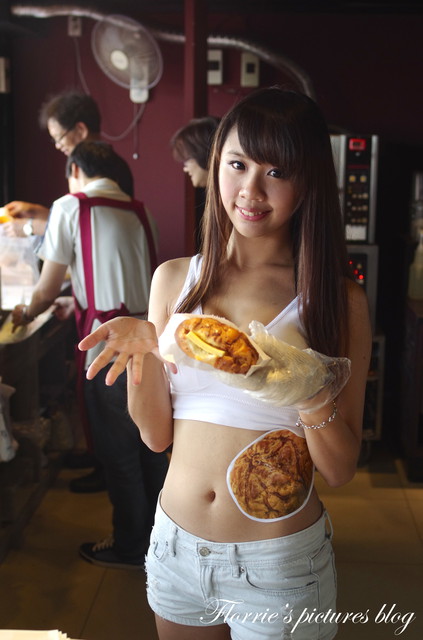 台灣BOLO冰火菠蘿((基隆店)):台灣BoLo基隆店~冰火波蘿包果然讓人難已抗拒丫~~