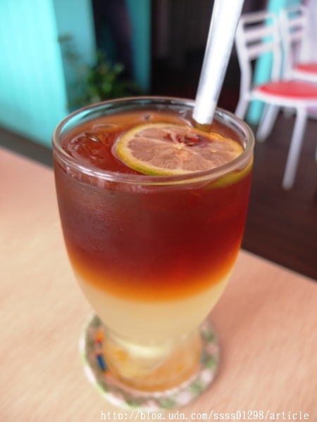 提姆胖胖Tim pang pang 早午餐&輕食：【美食特搜。屏東市】提姆胖胖早午餐(TIM PANG PANG)。屏東早午餐口袋名單 粉紅色調打造夢幻特色店