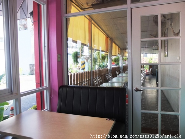 提姆胖胖Tim pang pang 早午餐&輕食：【美食特搜。屏東市】提姆胖胖早午餐(TIM PANG PANG)。屏東早午餐口袋名單 粉紅色調打造夢幻特色店