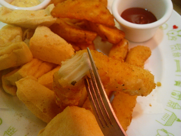 O2 Brunch & Café 歐圖早午餐咖啡廚房(新市南科店):【臺南Ω新市區】O2 Brunch & Café 歐圖早午餐咖啡廚房(新市南科店)。適合家庭、朋友聚餐的溫馨小天地