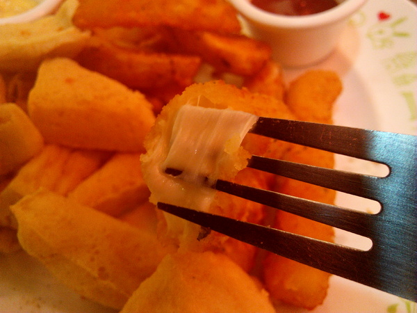 O2 Brunch & Café 歐圖早午餐咖啡廚房(新市南科店):【臺南Ω新市區】O2 Brunch & Café 歐圖早午餐咖啡廚房(新市南科店)。適合家庭、朋友聚餐的溫馨小天地