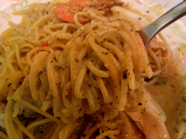 O2 Brunch & Café 歐圖早午餐咖啡廚房(新市南科店):【臺南Ω新市區】O2 Brunch & Café 歐圖早午餐咖啡廚房(新市南科店)。適合家庭、朋友聚餐的溫馨小天地