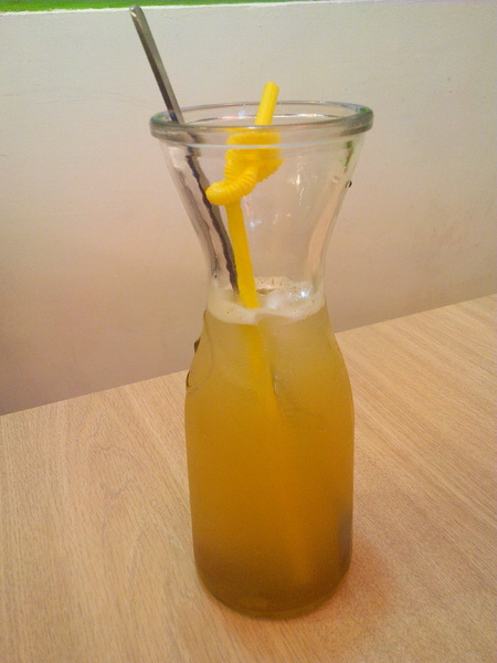 O2 Brunch & Café 歐圖早午餐咖啡廚房(新市南科店):【臺南Ω新市區】O2 Brunch & Café 歐圖早午餐咖啡廚房(新市南科店)。適合家庭、朋友聚餐的溫馨小天地